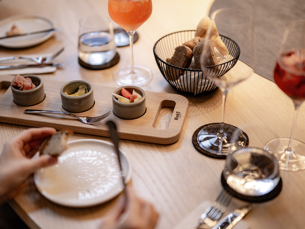 Fingerfood und Getränke vom Restaurant WERK 7