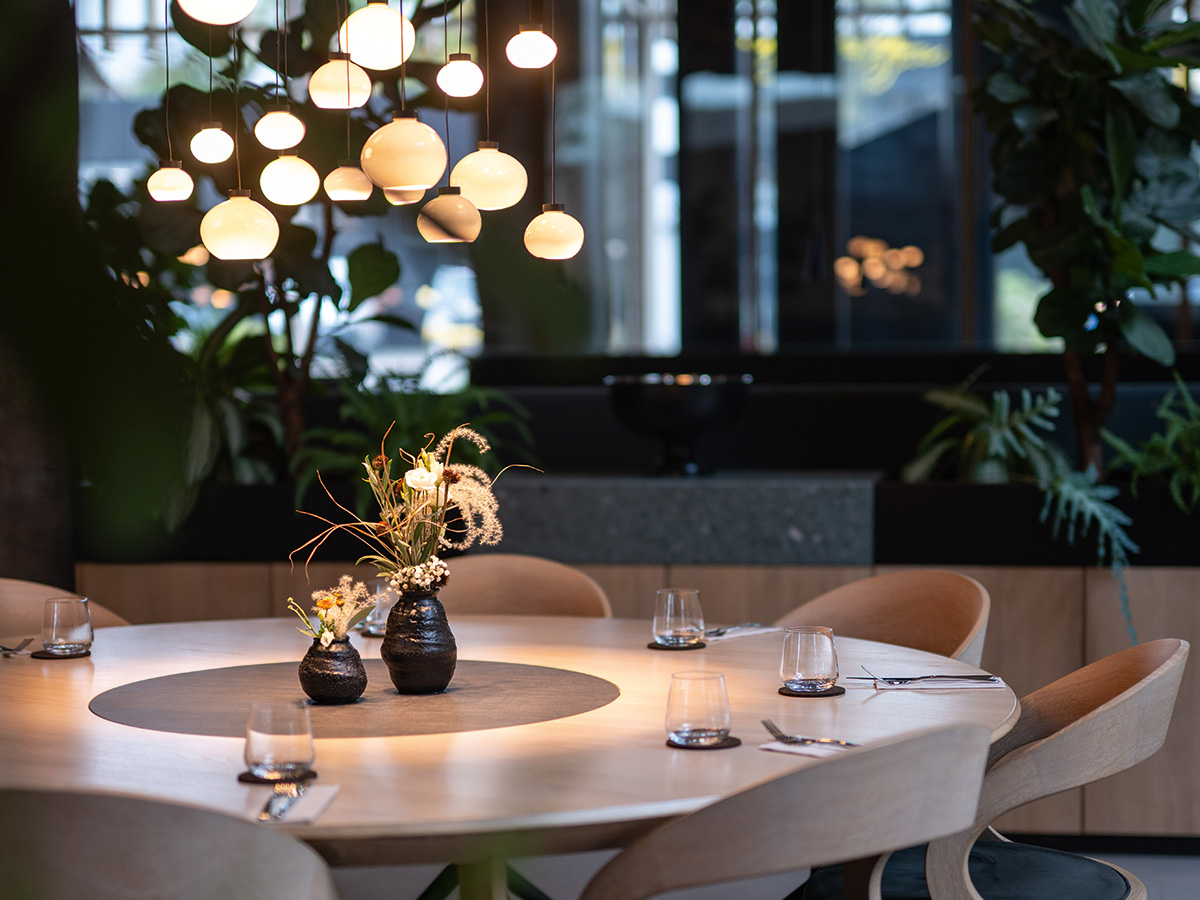 Gastraum des Restaurants WERK 7 in der TEAM 7 Welt